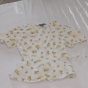Primark Cream Wraparound Blouse with Yellow Lemon Design.Size 2 Womens .
